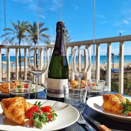 דירה Amplio Apartamento Con Terraza En Primera Linea De Playa *