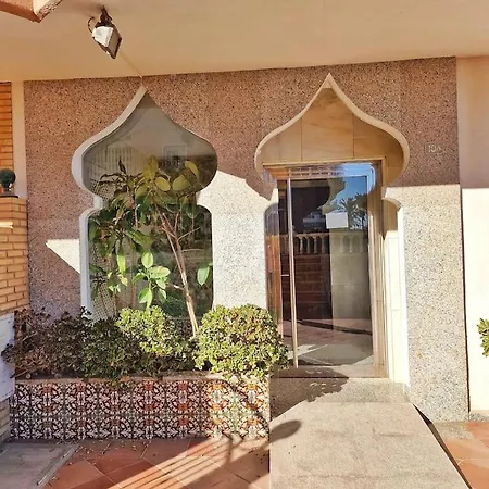 Amplio Apartamento Con Terraza En Primera Linea De Playa